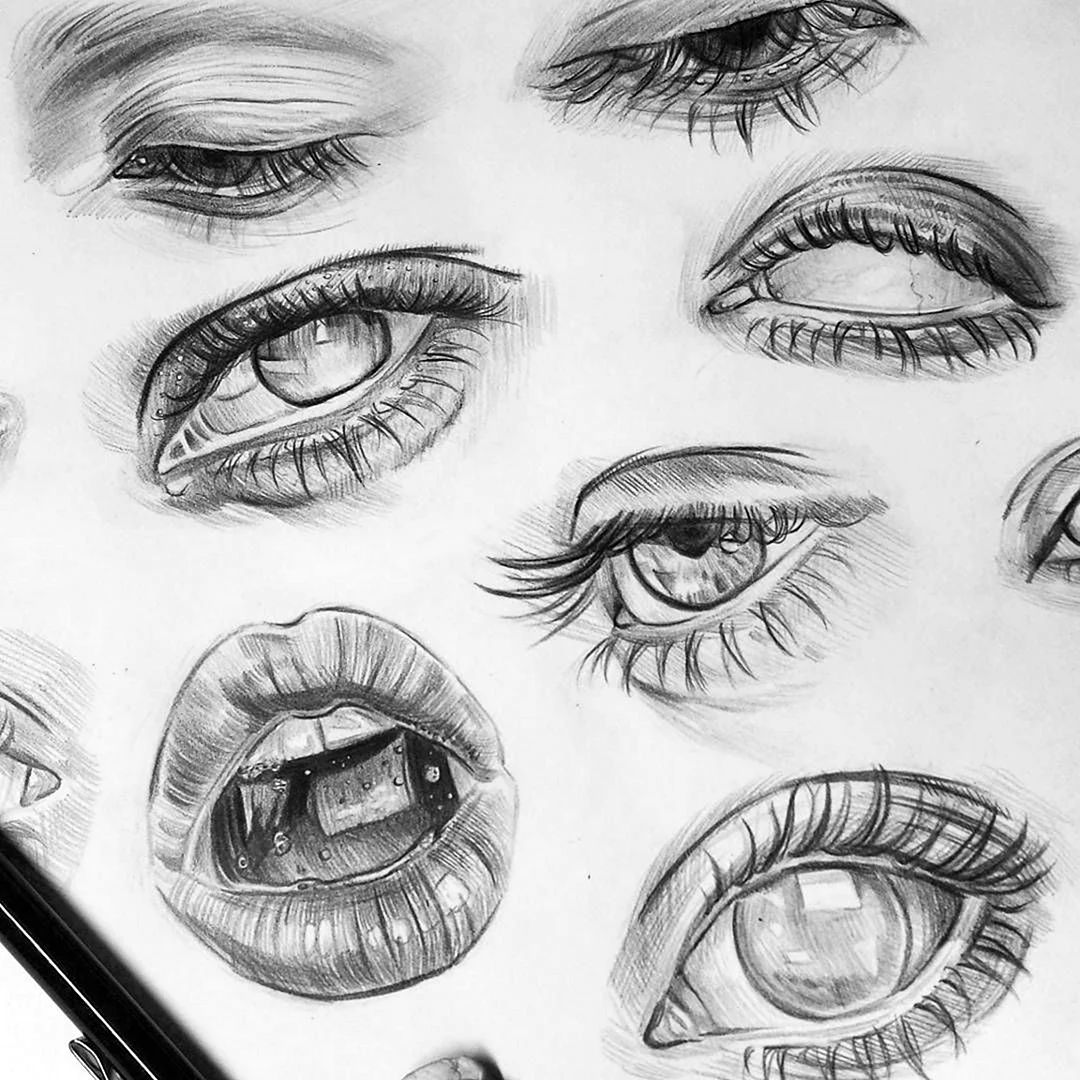 Глаз карандашом для скетчбука