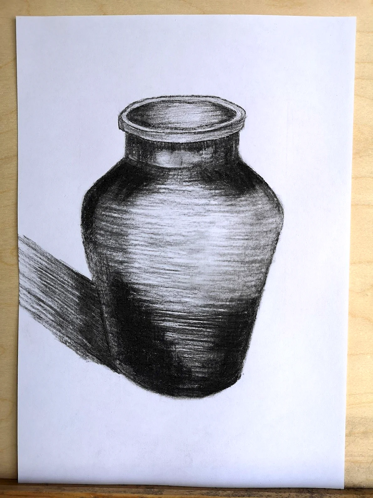 Тень на вазе рисунок